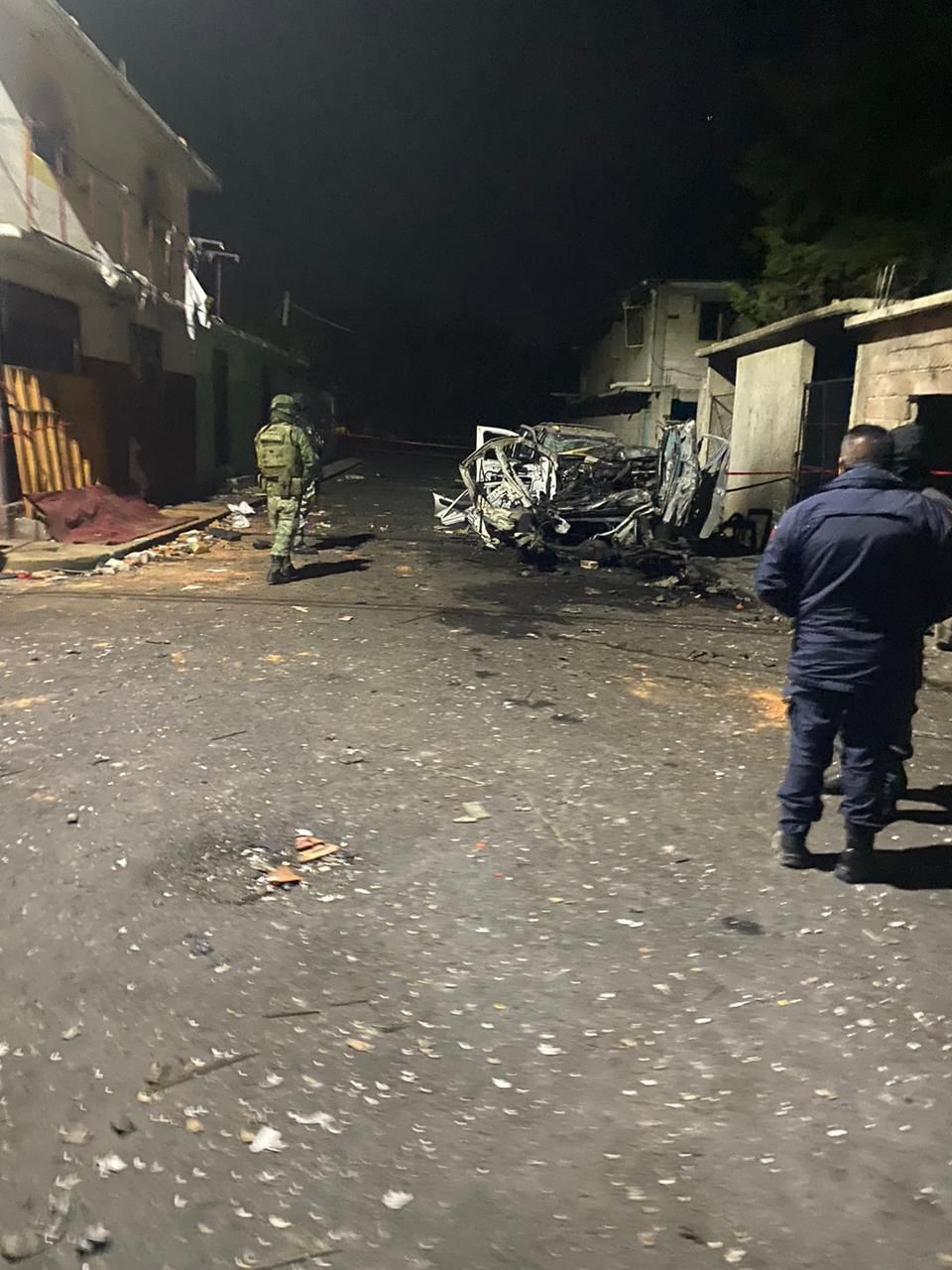 Lesionados de explosión de pirotecnia en Nopaltepec ya reciben atención