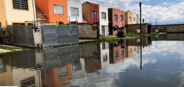 Tres privadas del fraccionamiento Ex Rancho San Dimas quedaron bajo el agua