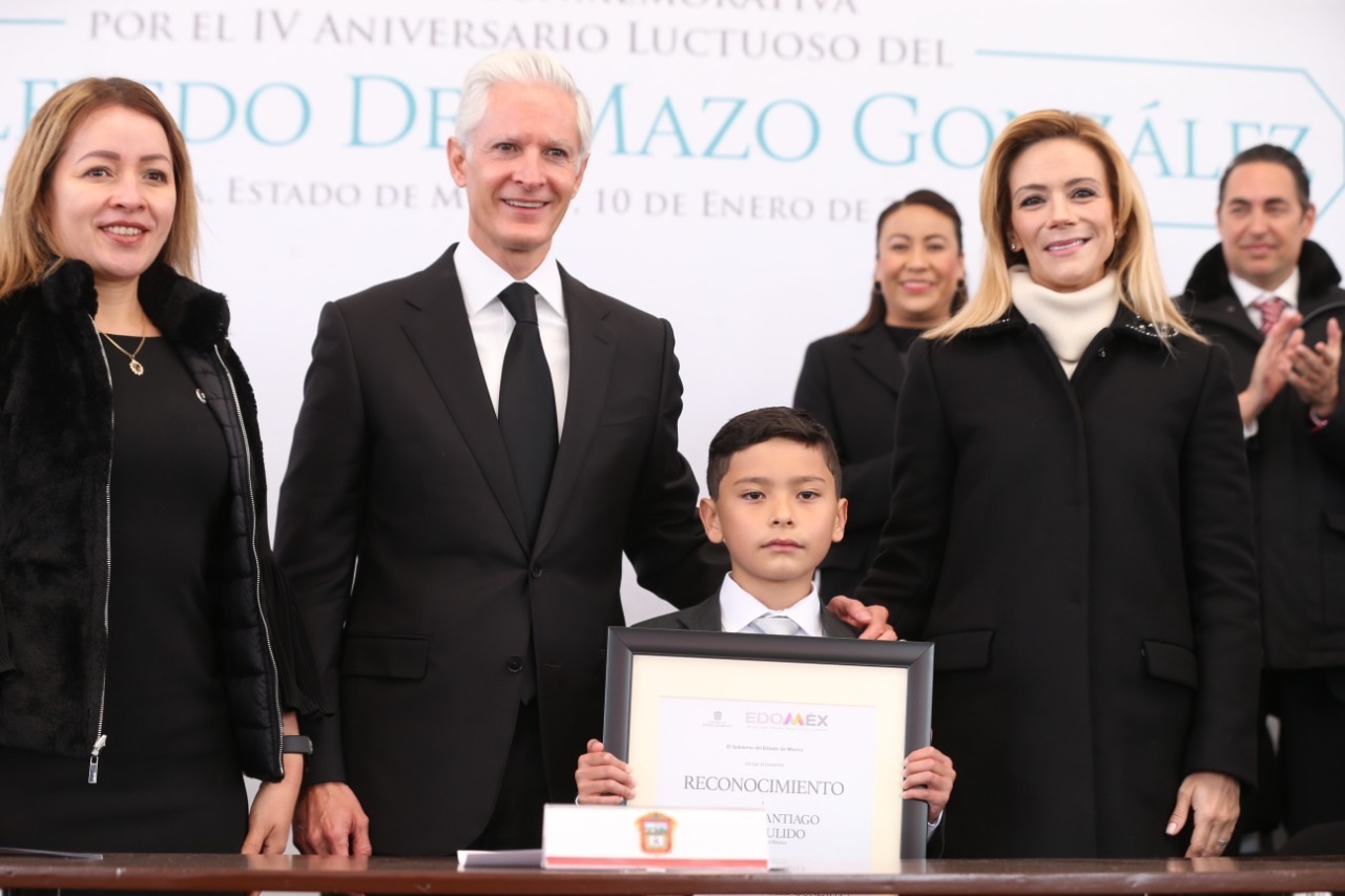 Encabeza Alfredo del Mazo Maza ceremonia por el IV aniversario luctuoso