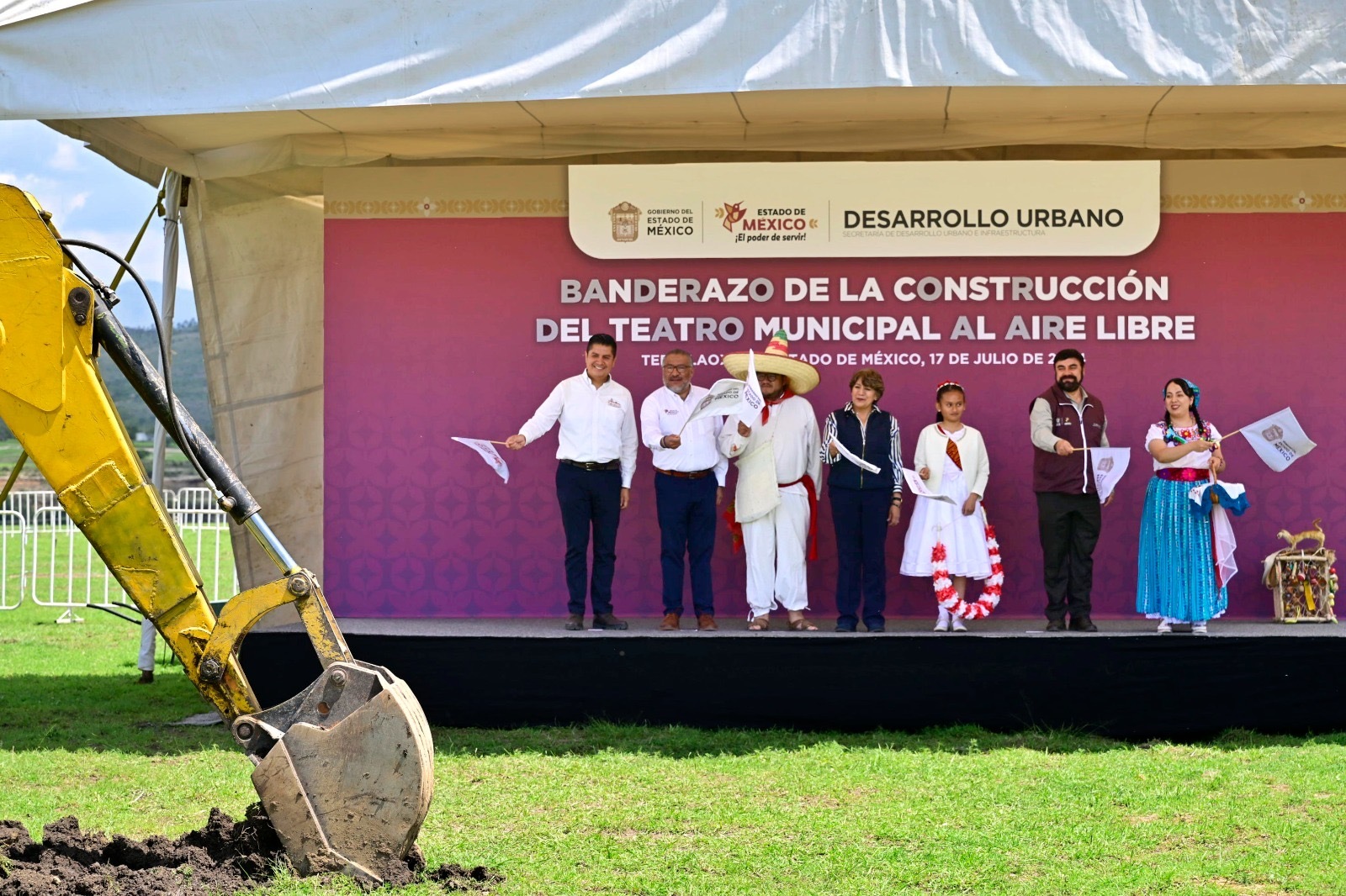 Destina 43.8 mdp para construcción del teatro al aire libre en Tepetlaoxtoc