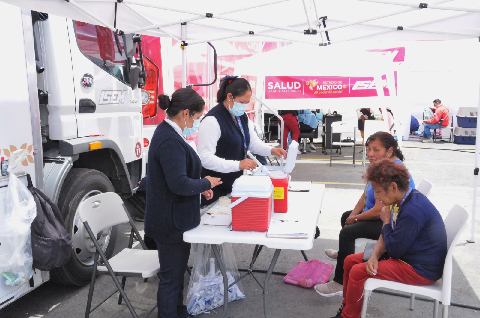 Envía Delfina Gómez Jornadas del DIFEM a Chalco