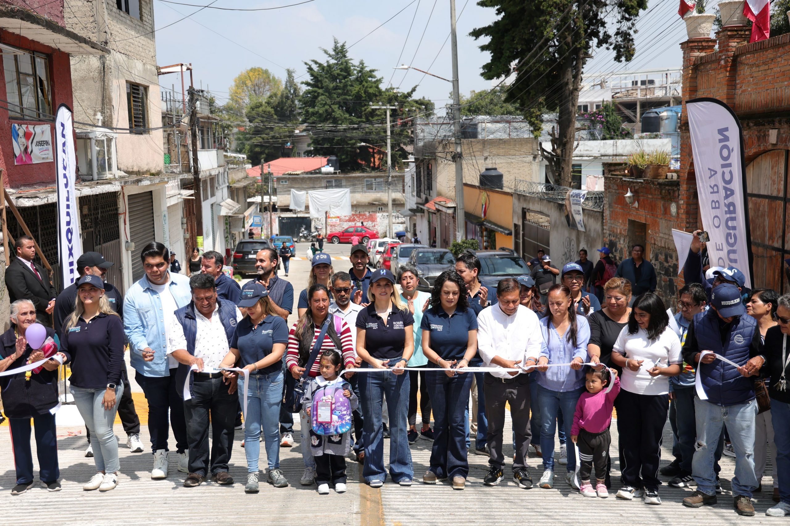 Entrega Huixquilucan repavimentación de calle en Jesús del Monte