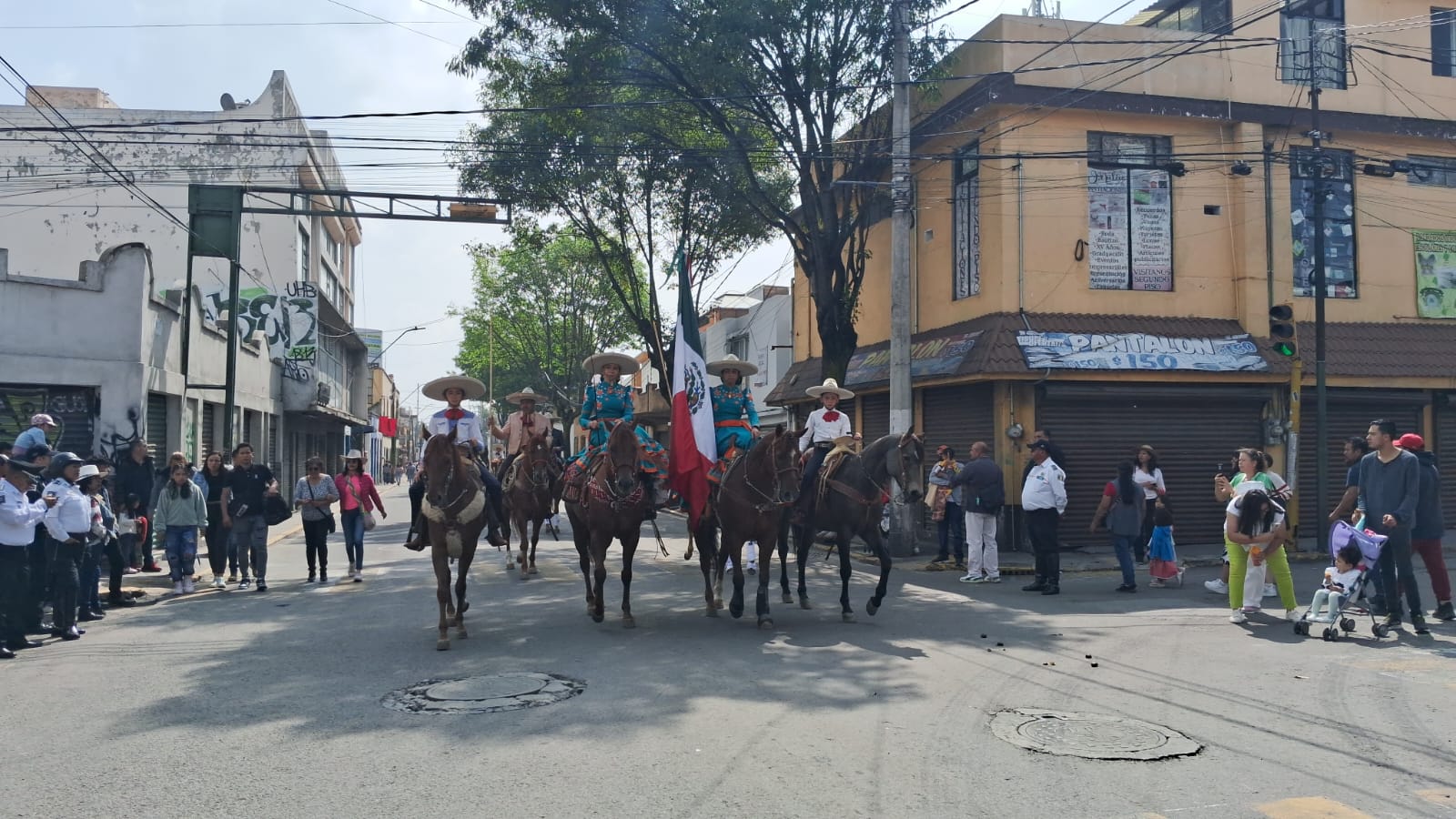 Conmemora el Estado de México el 214 aniversario del Inicio de la Independencia