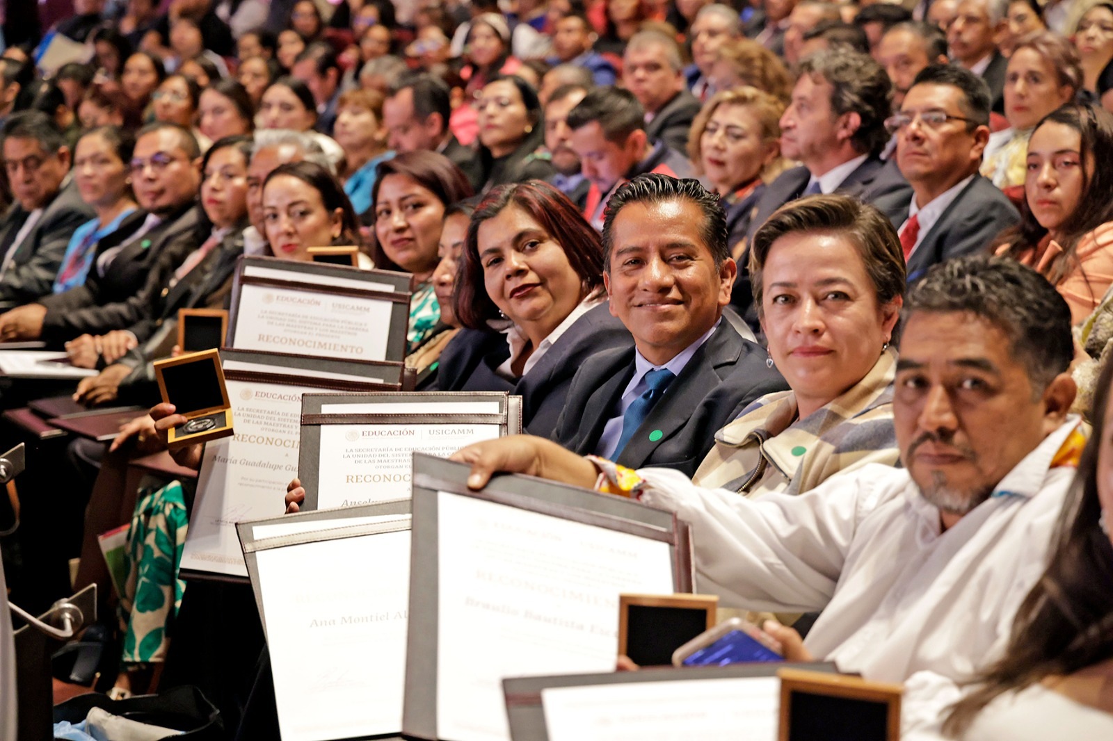 Reciben 87 docentes mexiquenses el “Reconocimiento a la Práctica Educativa 2024”